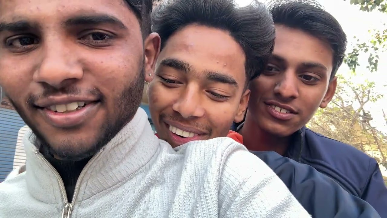 Hum gaye Majdoor Lene ￼😂😅