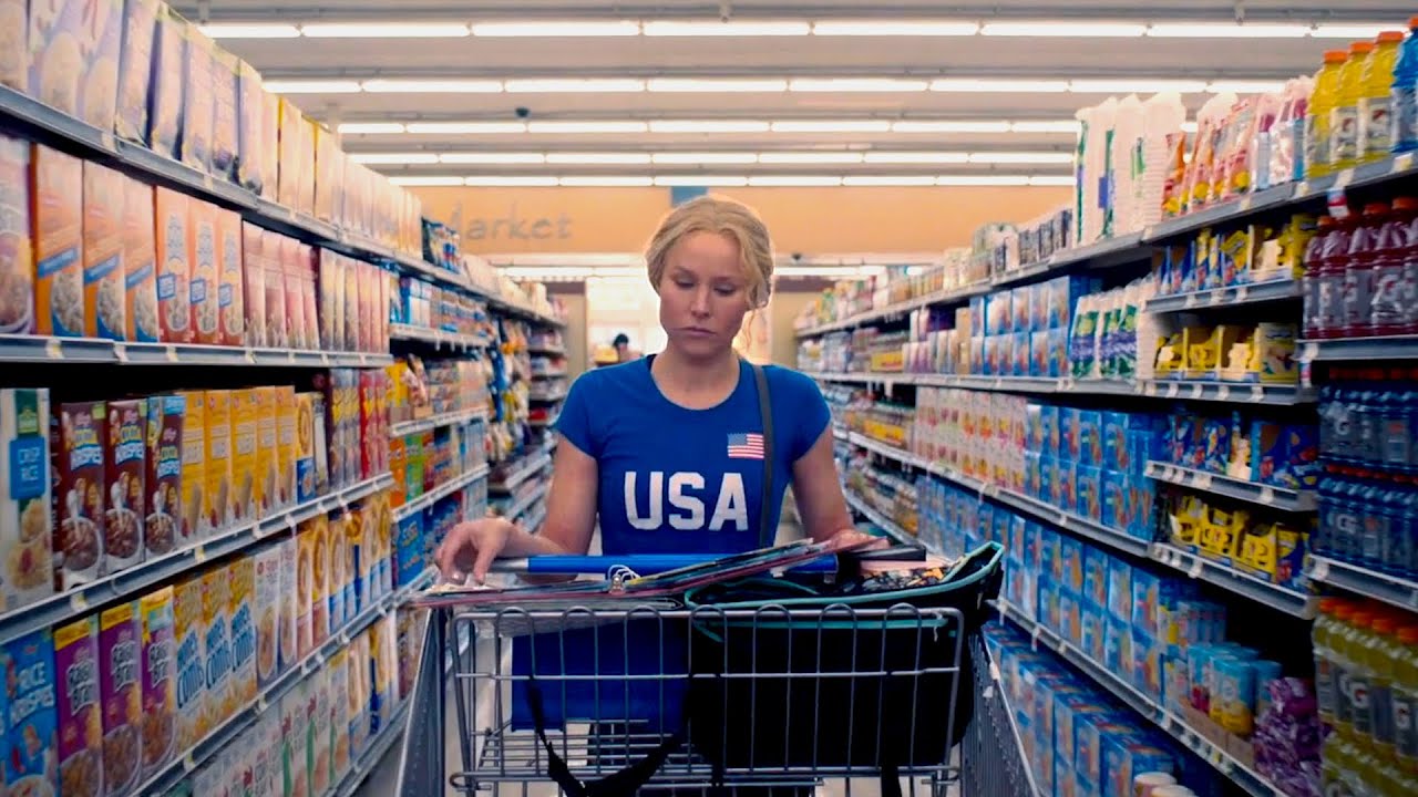 Esta Mujer Compra Todo Gratis Con Un Extraño Truco, Pero Pronto Se Arrepiente | Resumen De Peliculas