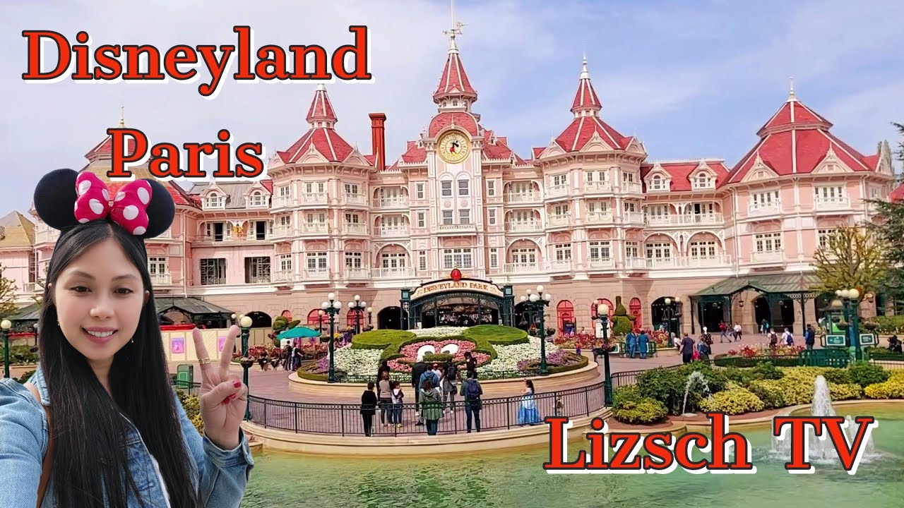 DISNEYLAND PARIS | Parade Highlights | Happiest Place on Earth