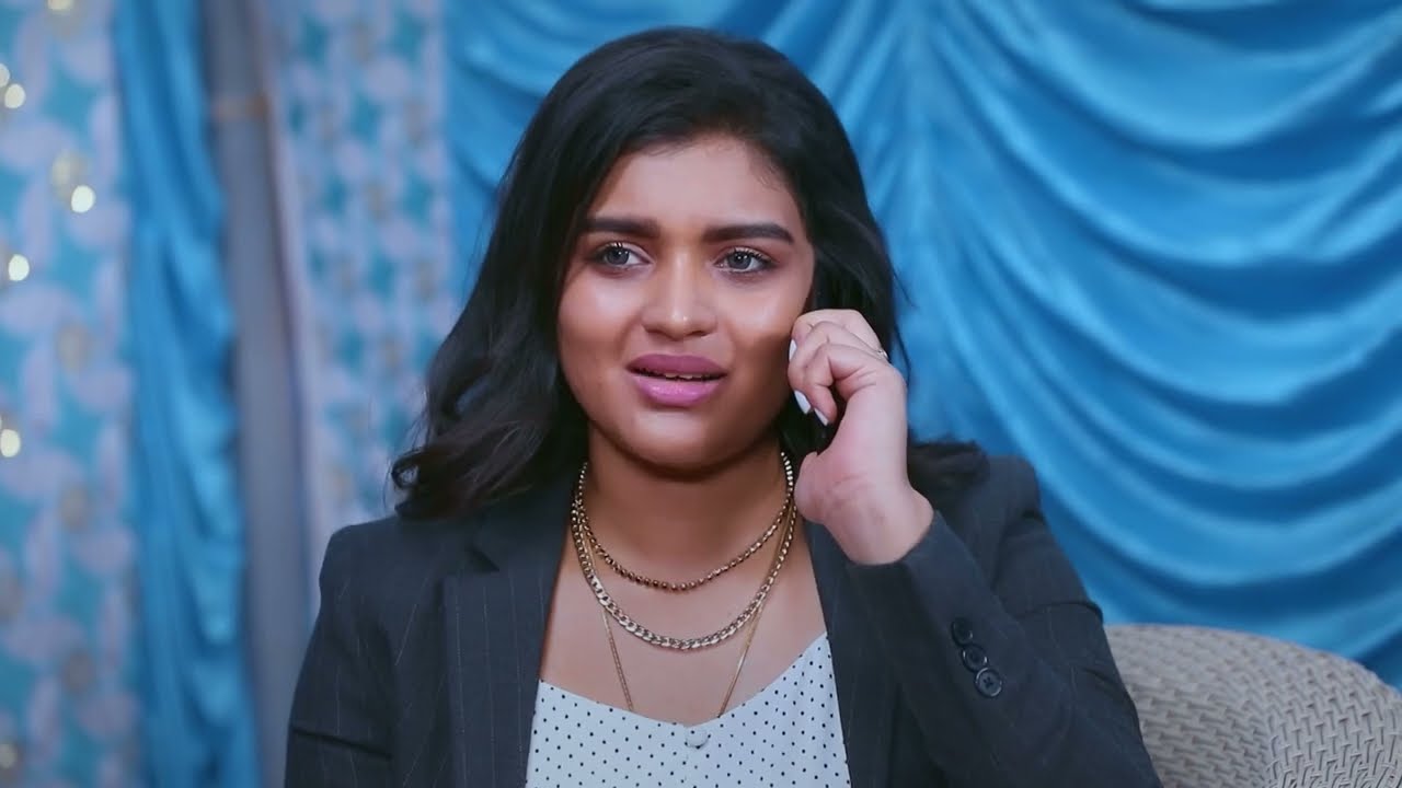 Paravthy Poses as Jacqueline - Sembaruthi - Full Ep 1386 - Zee Tamil