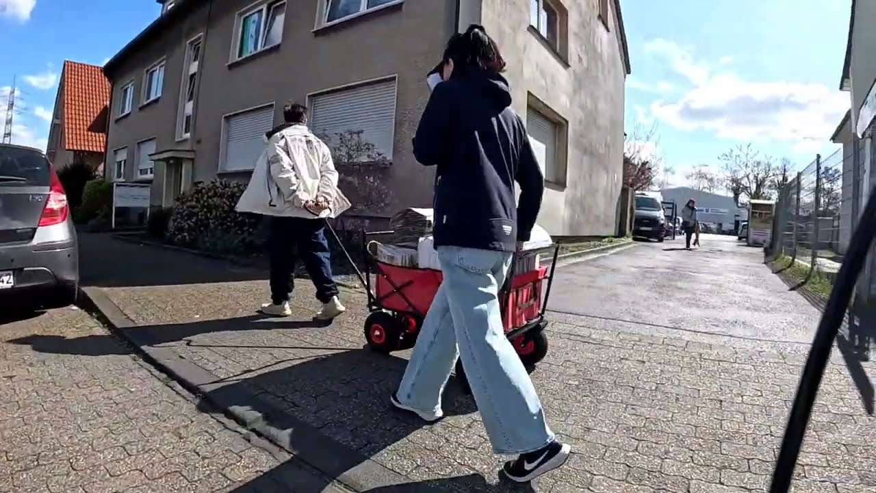 Diakonie Kaufhaus in Herten, und altes Dorf Westerholt.