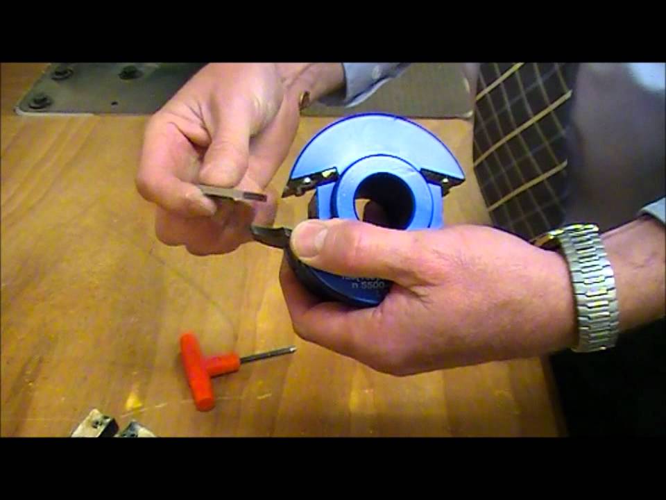 Changing Cutters in a Spindle Moulder Euro Block