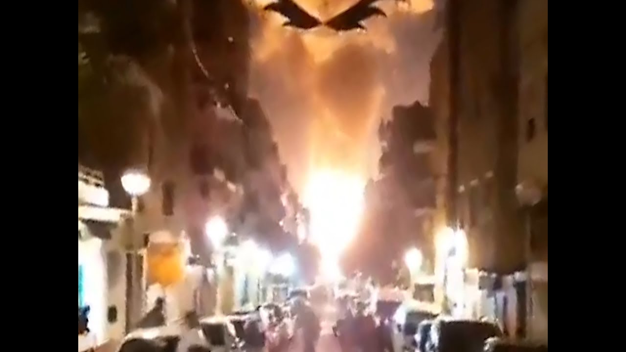 Impactantes imágenes de la explosión en una petroquímica en Tarragona