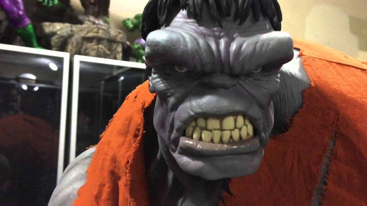 Grey Hulk Exclusive Premium Format Figure by Sideshow Collectibles