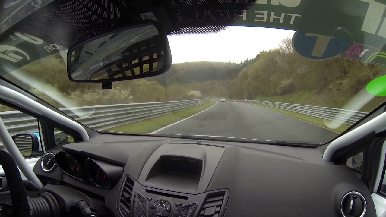 VLN2: Qualifying lap in mixed conditions (Milltek Fiesta ST vs Porsche Cayman GT4)