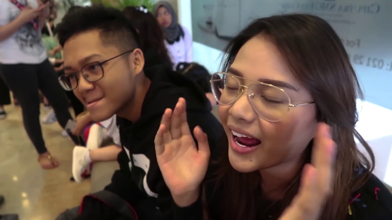 PENGALAMAN LASIK KILAT CUMA 10 MENIT AUREL & AZRIEL HERMANSYAH