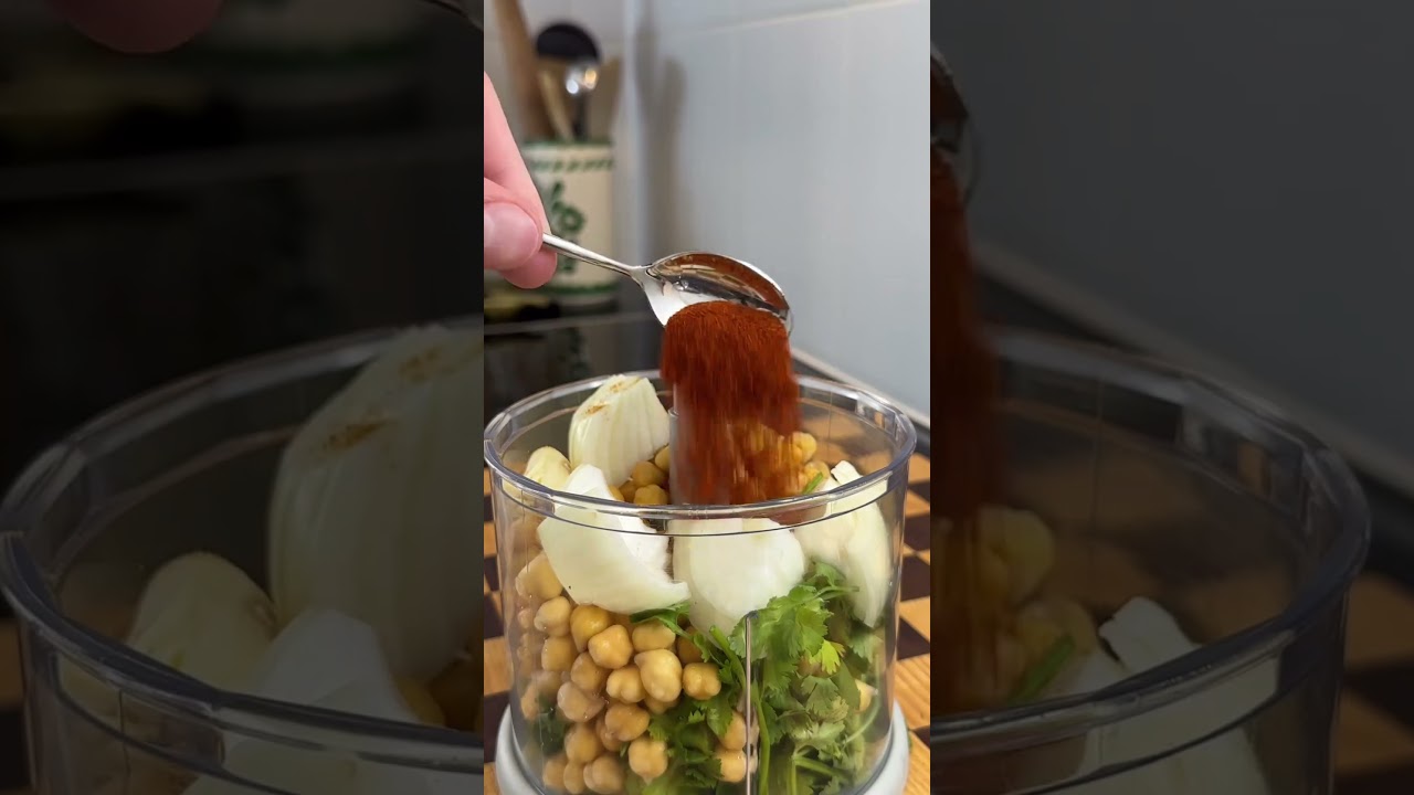 The Perfect Falafel!🧆 This is the Palestinian 🇵🇸 Version #cooking #food #recipe #falafel
