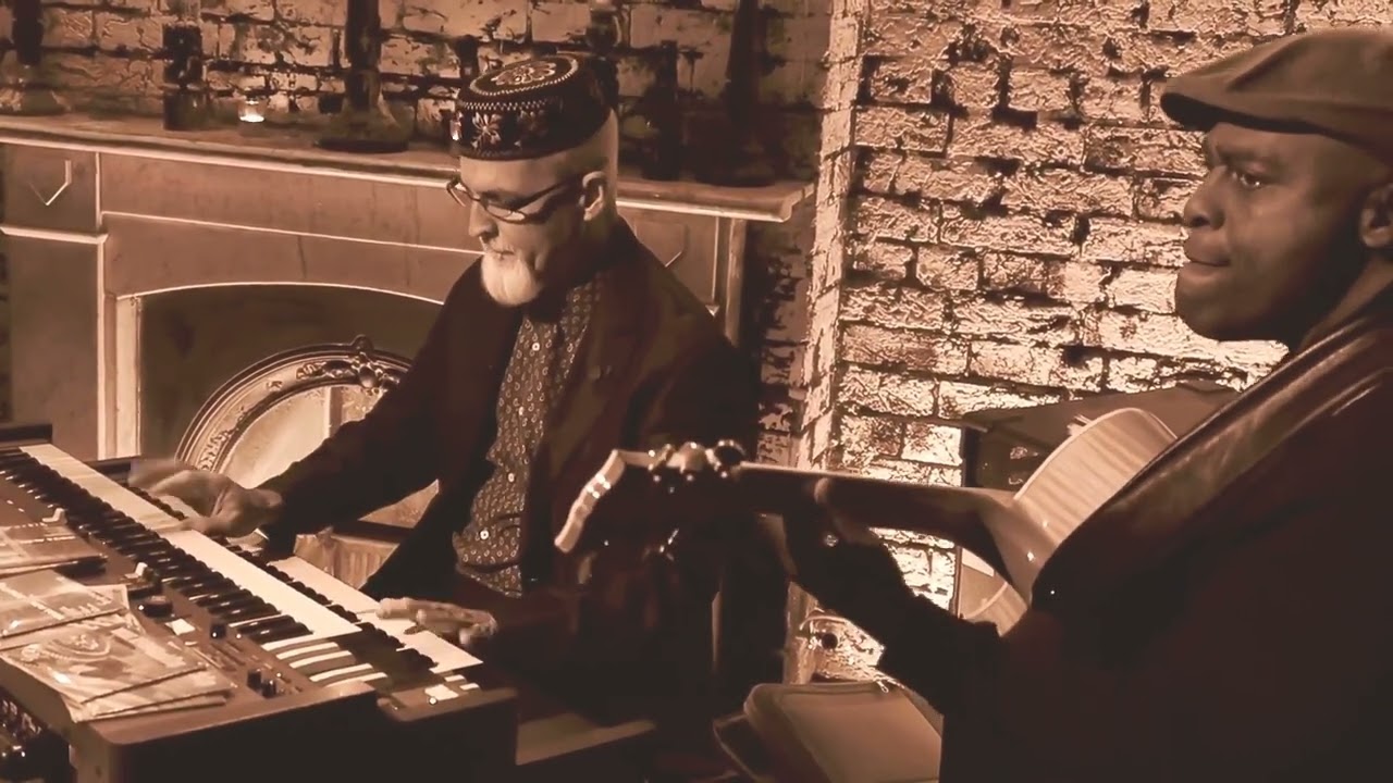 Michel Benebig and Carl Lockett live at B.E.D