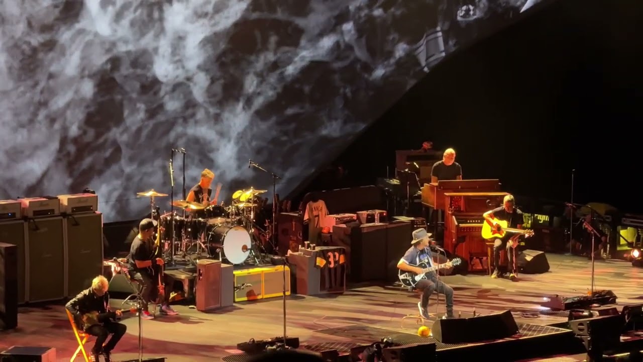 Pearl Jam - Pittsburgh - 2025-05-16  - Man of the Hour