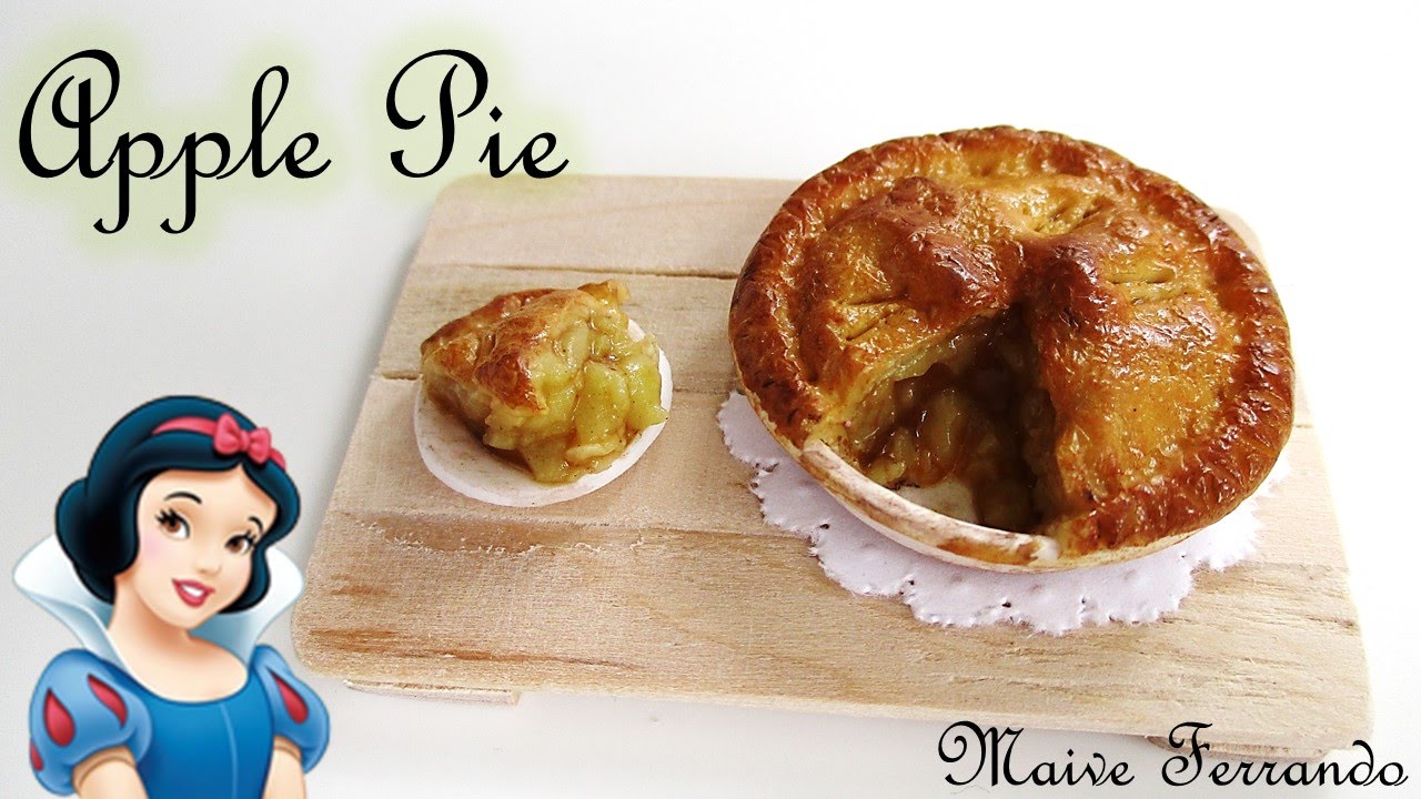 Snow White Inspired Apple Pie - Miniature Polymer Clay TUTORIAL || Maive Ferrando