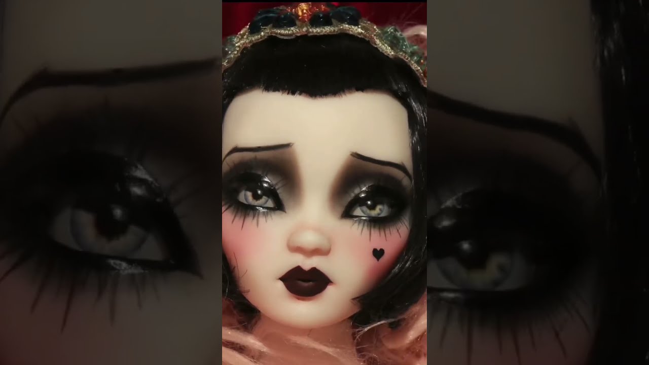 &ldquo;Who&rsquo;s That Doll&rdquo; 🎥 Our first stop-motion. Should I make more??? #pidgindoll #pidgin #artdoll