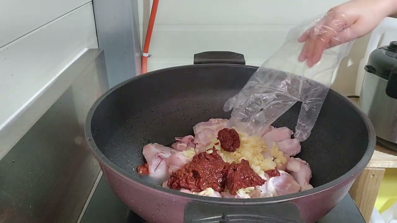 칼칼한 닭볶음