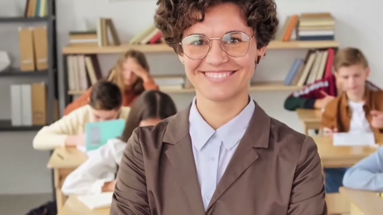 Transición de la Administración escolar Tradicional hacia la Gestión educativa Estratégica