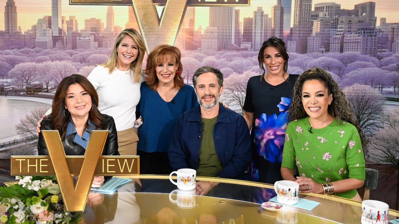 Gael Garc&iacute;a Bernal Stars As 16th Century Explorer Ferdinand Magellan In New Film | The View