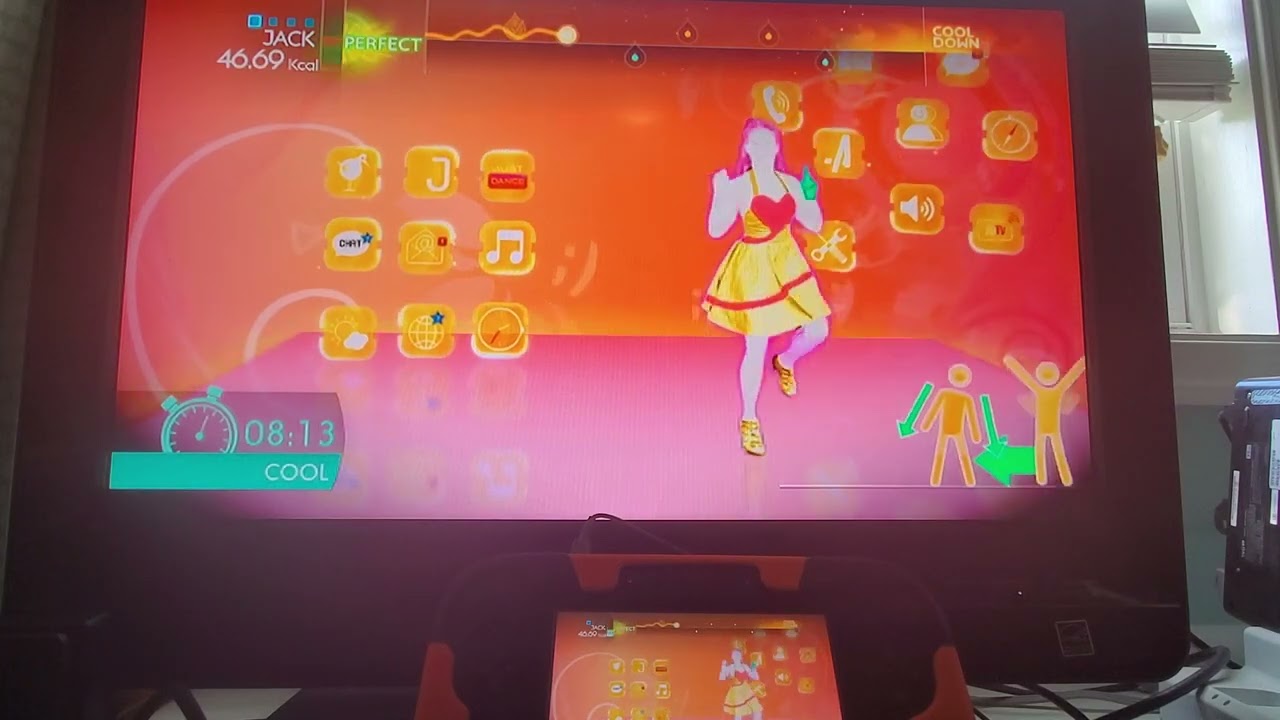 Just Dance 4: Electro Body Combat (Just Sweat Mode)