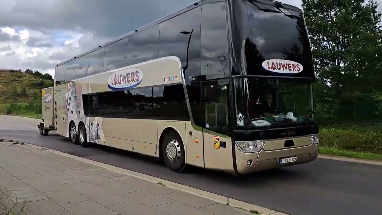 Van Hool TX27 Astromega - Reizen Lauwers