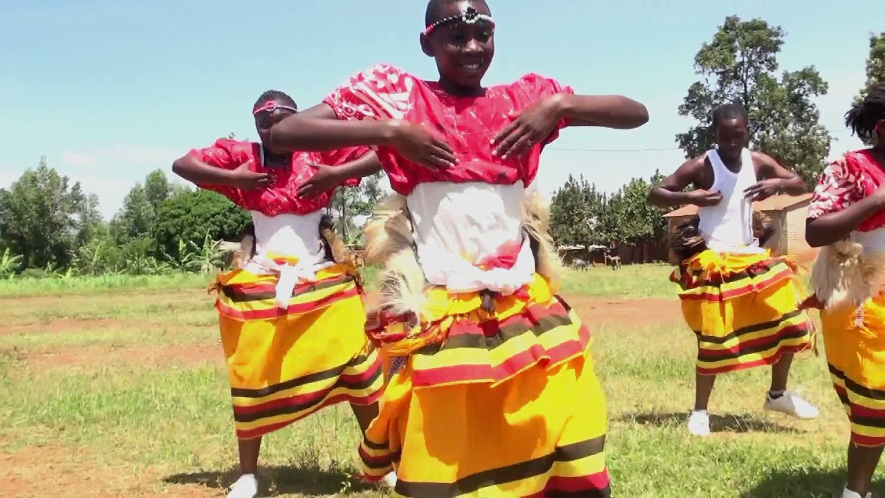 Kiganda dance by Hope cultural Troupe (HCT) Jinja.