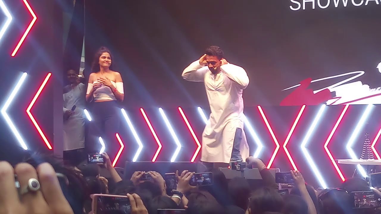 Flying Beast  live performance in delhi YTFF. Gaurav Taneja Live at fan fest💥 #kundansinghvlogs