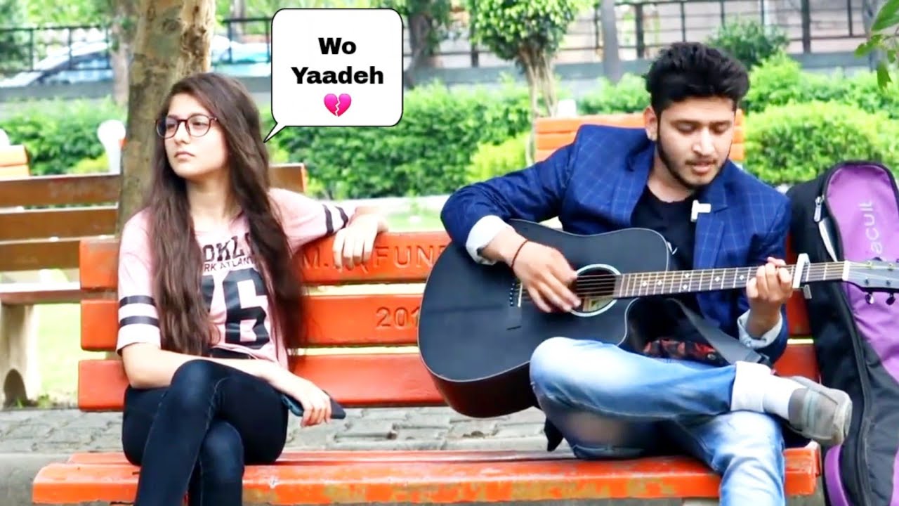 Randomly Singing In Public | Heartbroke💔 New Song | Amazing Rnx with cute girl Mix Mashup By MK