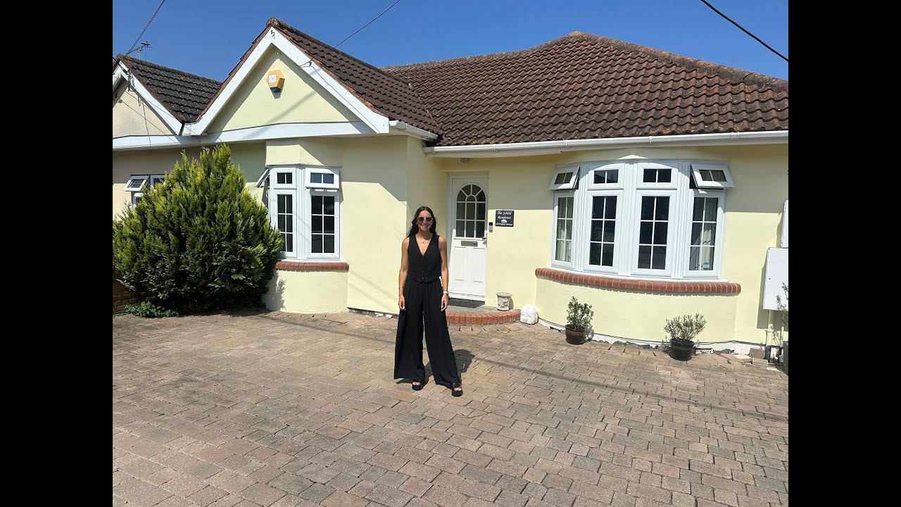 Windsor Avenue, Corringham