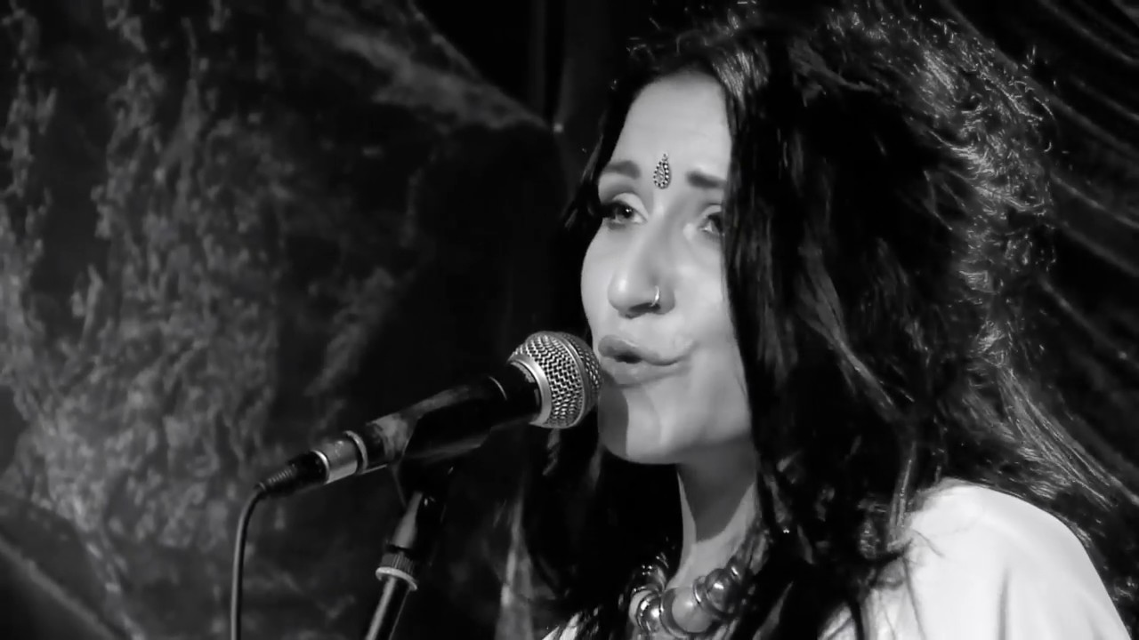 Antonia Vai - Somliga Går Med Trasiga Skor (Cornelis Vreeswijk cover)