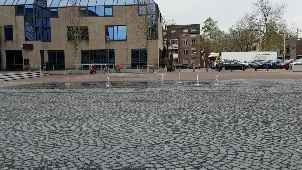 Dorpsplein Best