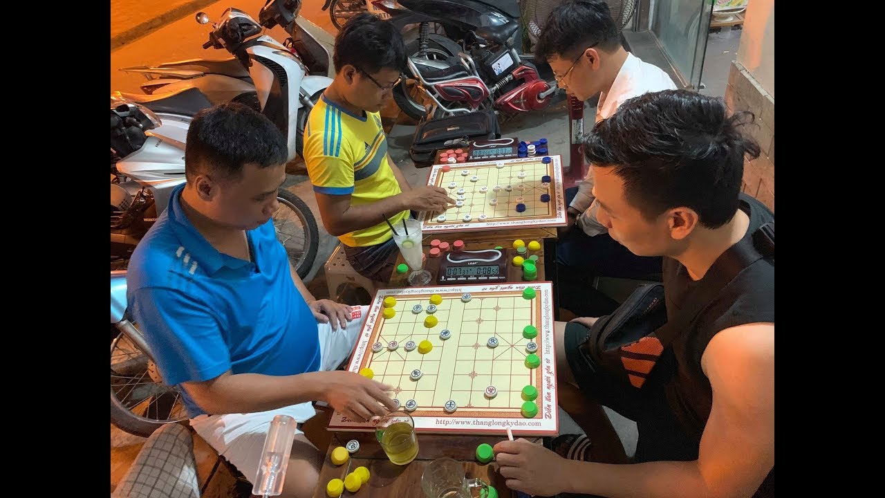 Cờ &uacute;p Sĩ Ch&uacute;a | Trung_cadan C&ocirc;ng 8 | mr Nhật Xoăn | sĩ ch&uacute;a = sĩ + m&atilde; + chốt |