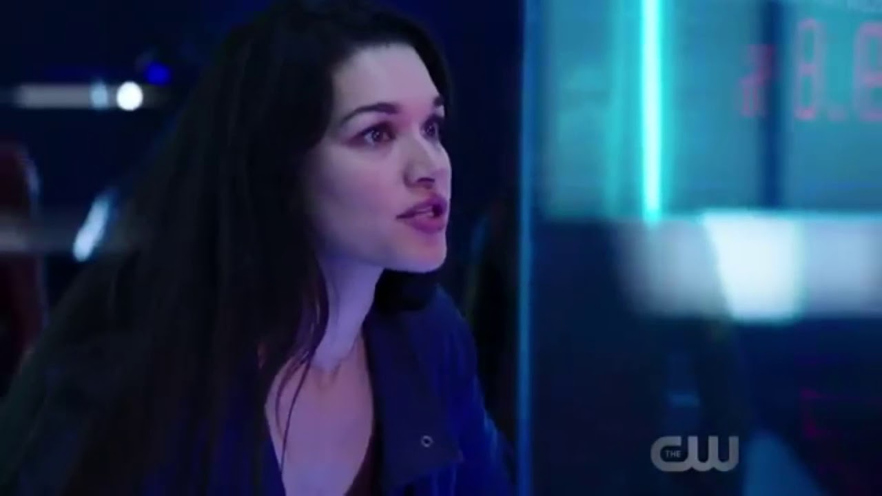 THE FLASH - {BATTLE SCARS}