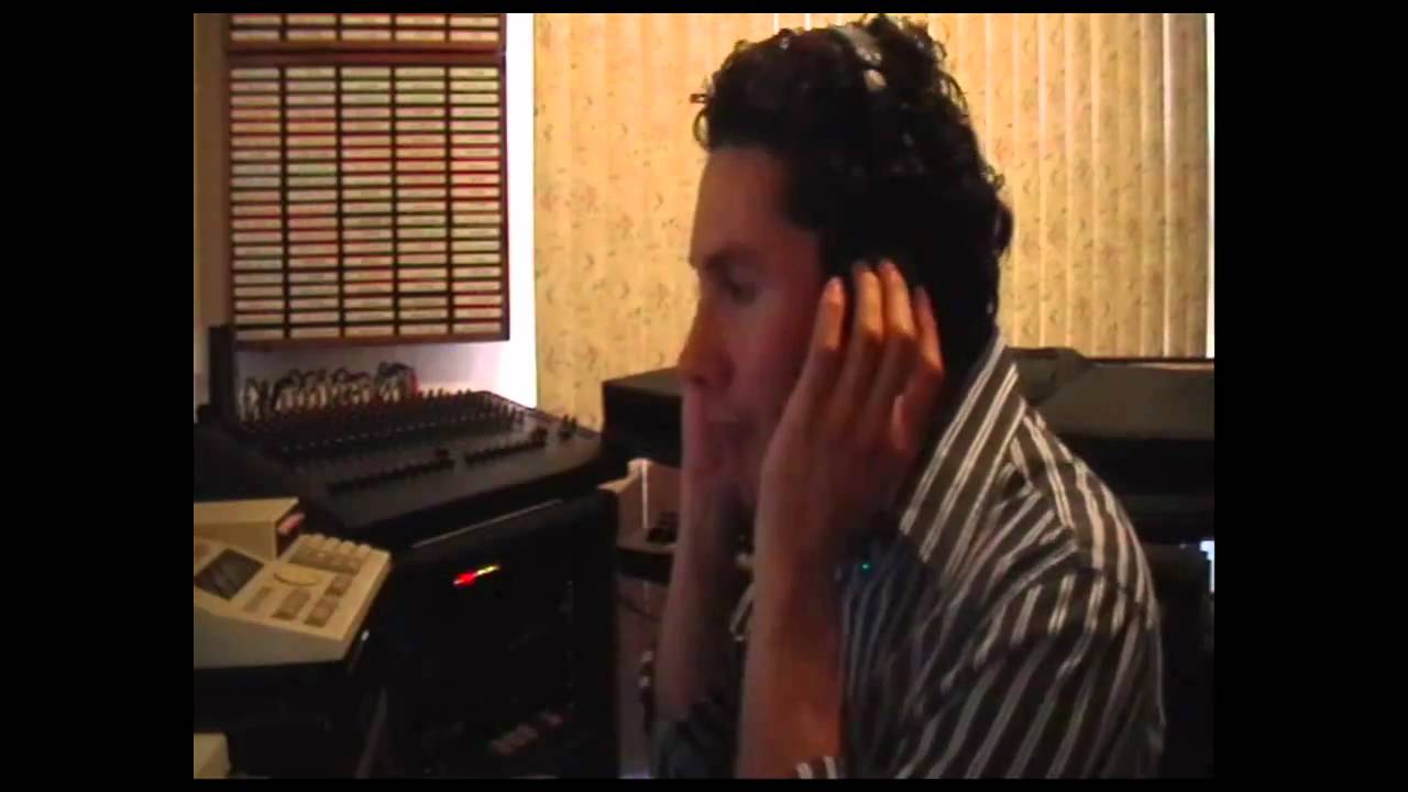 LUIS MIGUEL - DORMIR CONTIGO LUIS EDUARDO TJ.mp4