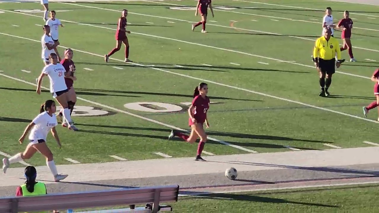El Modena JV Girls Soccer Vs Cypress Jan 8th 2026