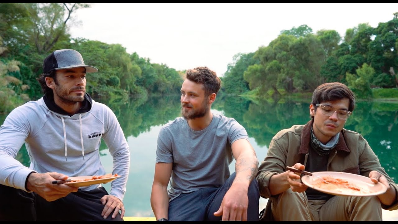 HOSTING U : LA HUASTECA POTOSINA WITH DYLAN EFRON & ERWAN