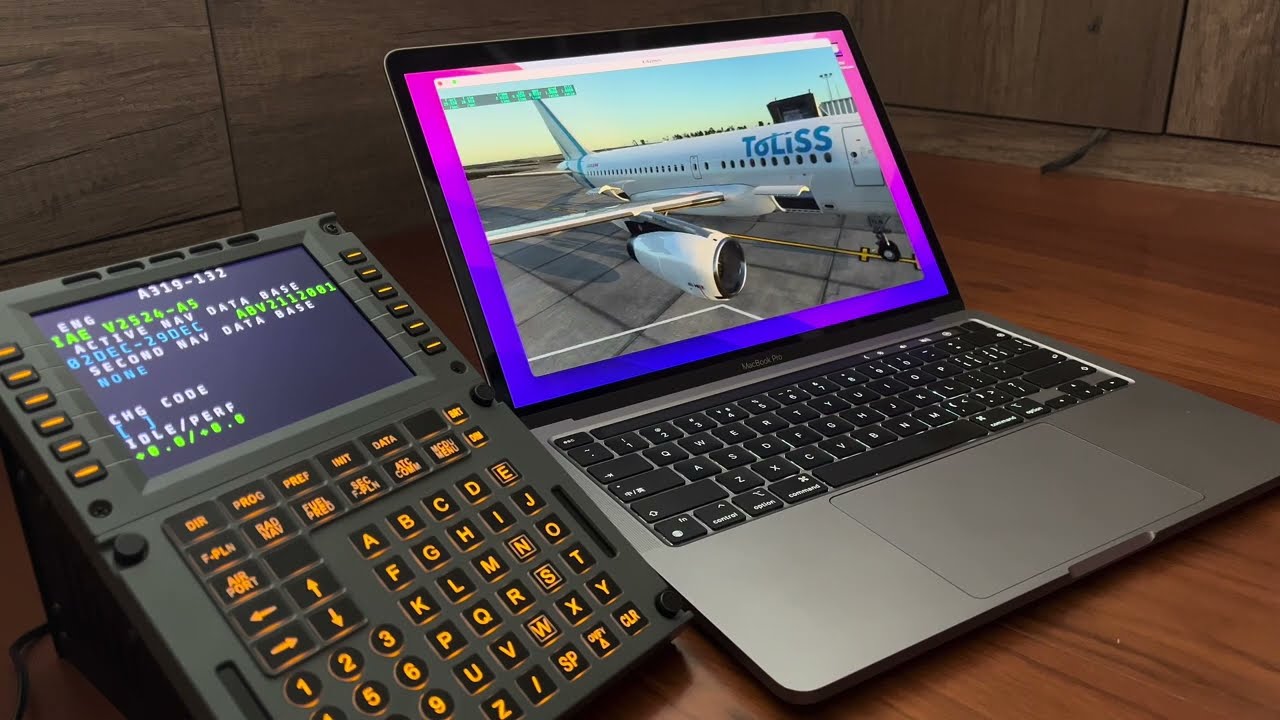 MacBook Pro + X-Plane 12 + Toliss A319 + QCDU-A320