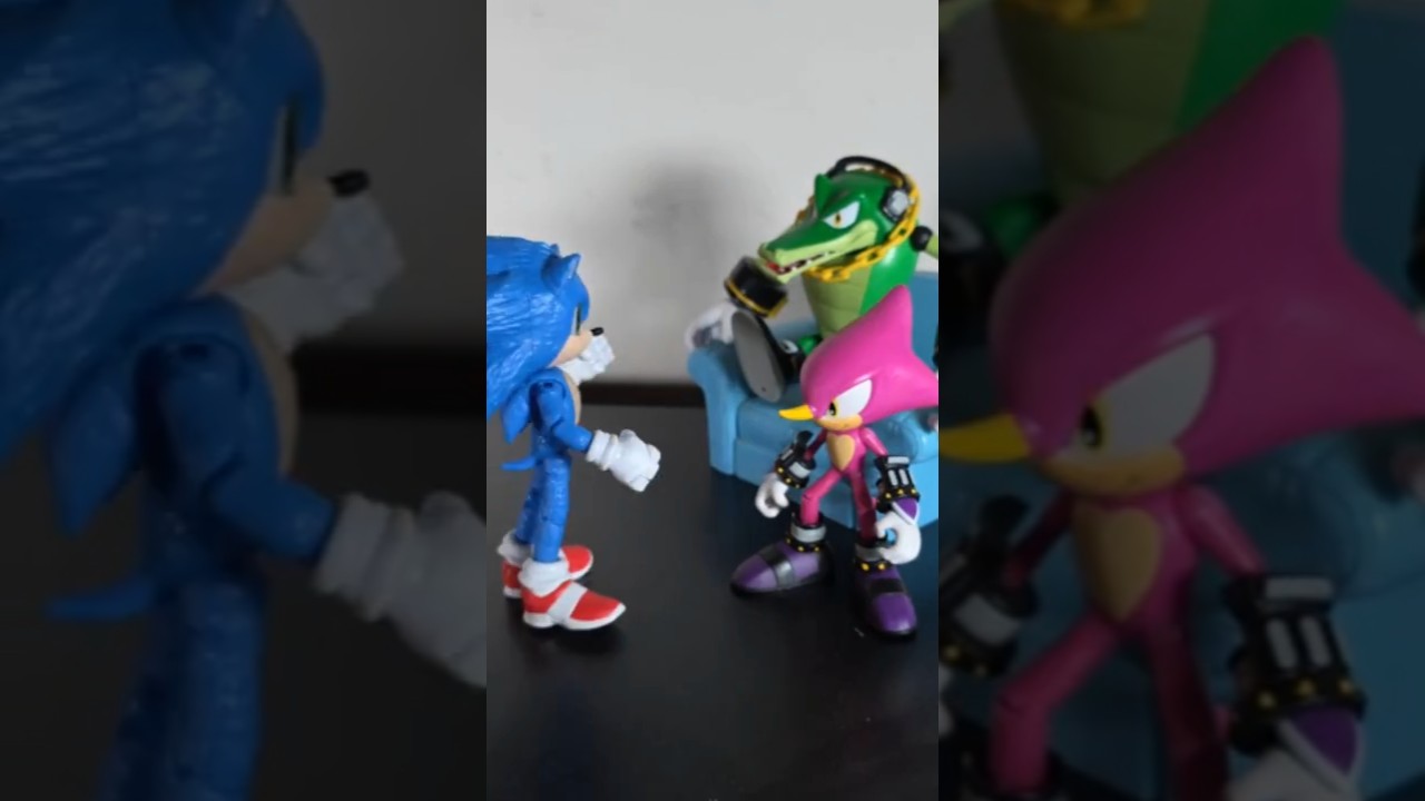 The Chaotix Sell Out to Movie Sonic  