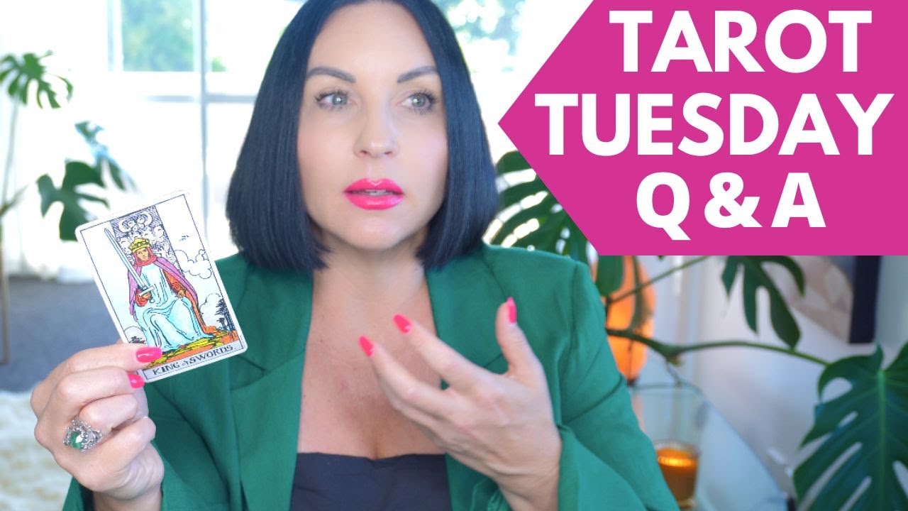 *** Insightful Messages For 2023*** TAROT Q&A TUESDAY - 27 December 2022