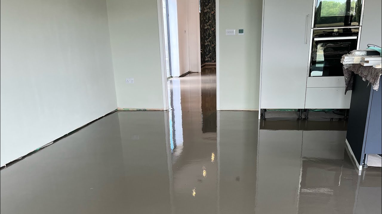 LAYING screed for LVT FLOORING PT1