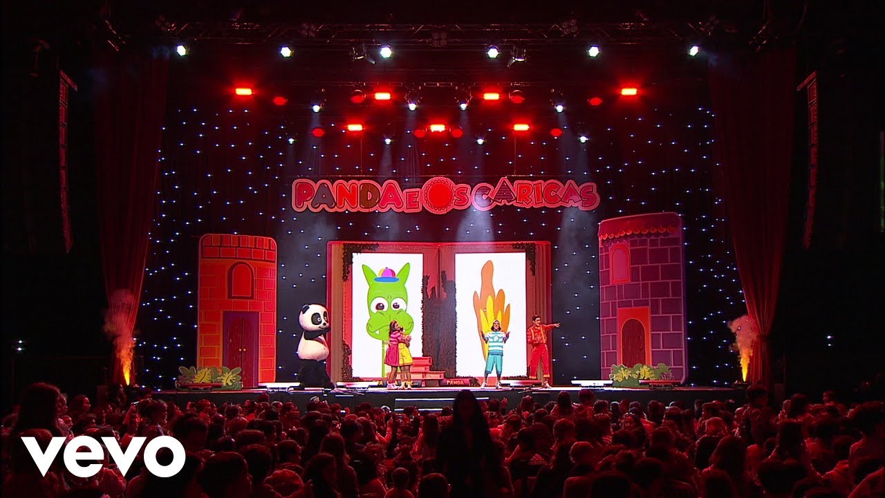 Panda e Os Caricas - O Dragão (Live From Campo Pequeno, Lisboa / 2019)