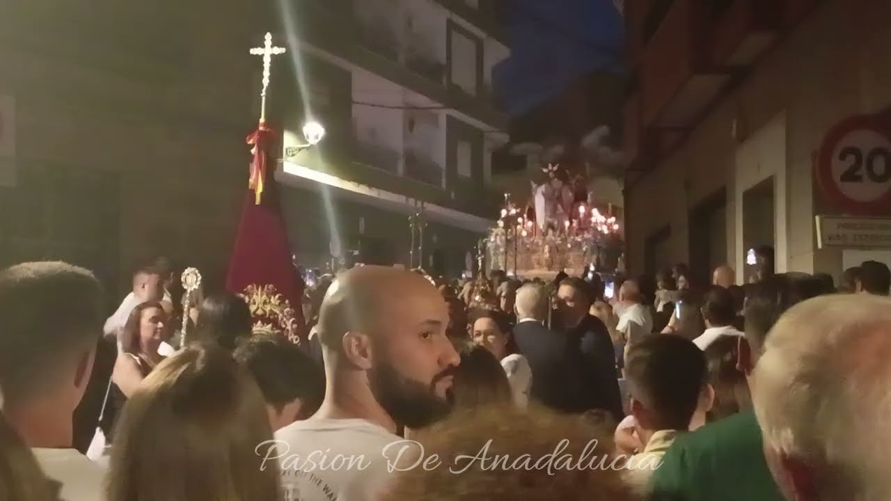¡Momentazo histórico! 🎺 AM Sentencia de Jerez tras La Borriquita de Linares en la Plaza del Gallo 🙌