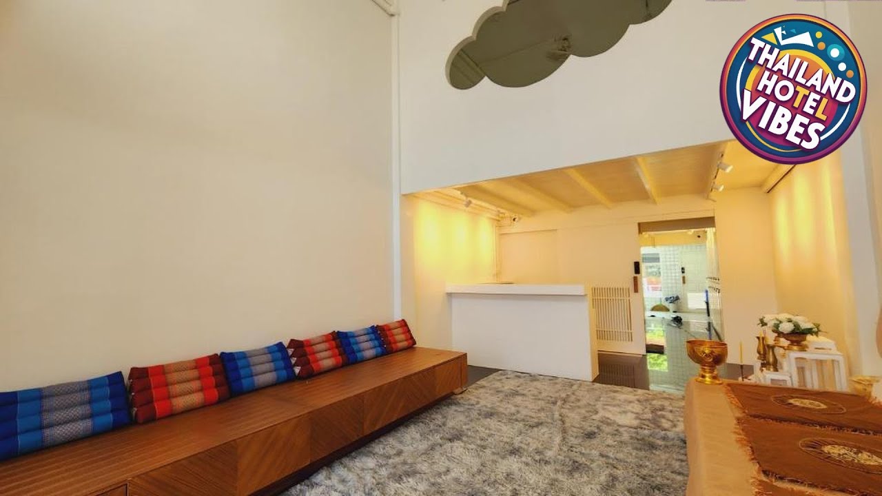 Line Bangkok Hostel | Bangkok, Thailand | Hotel Review 🌟