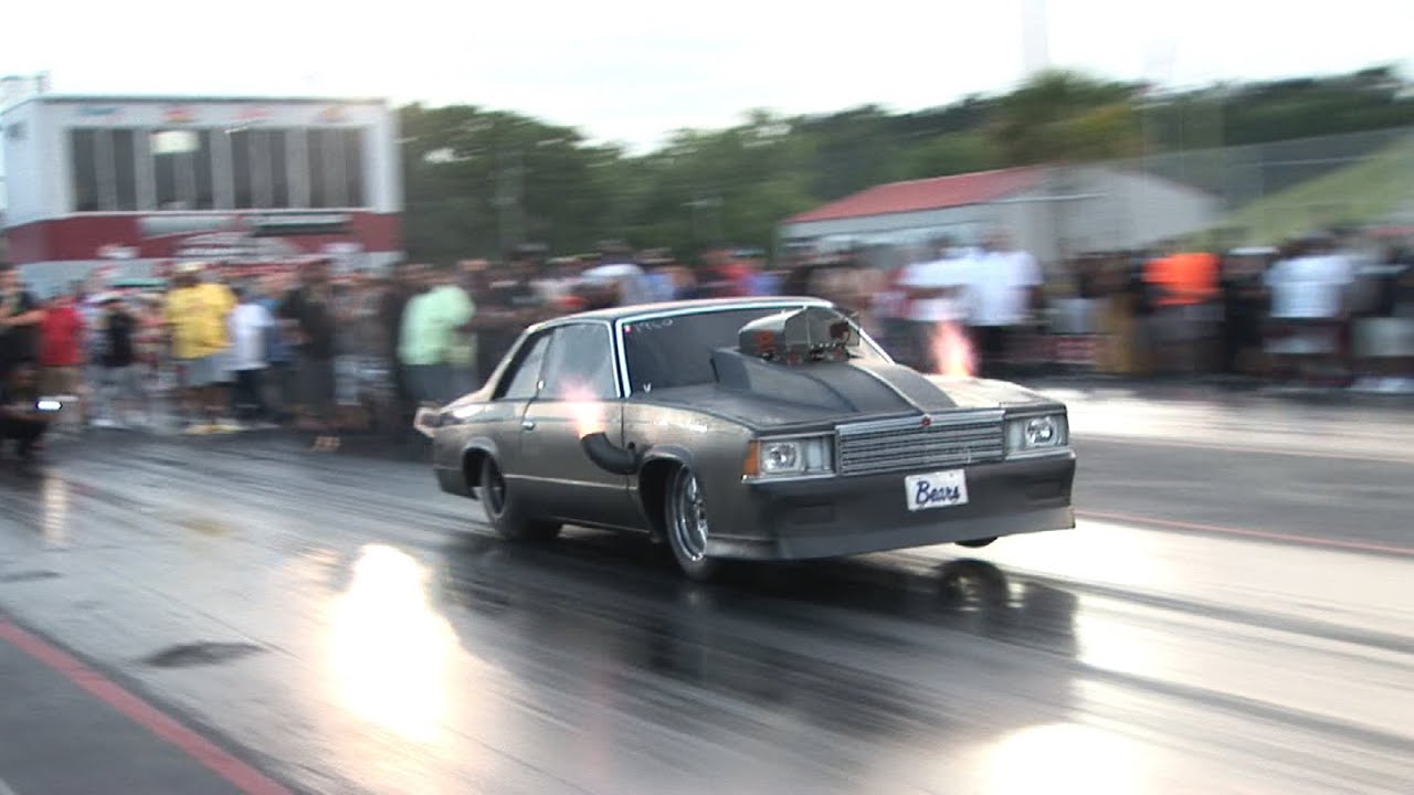OUTLAWS ON DRAG RADIALS @ DARLINGTON