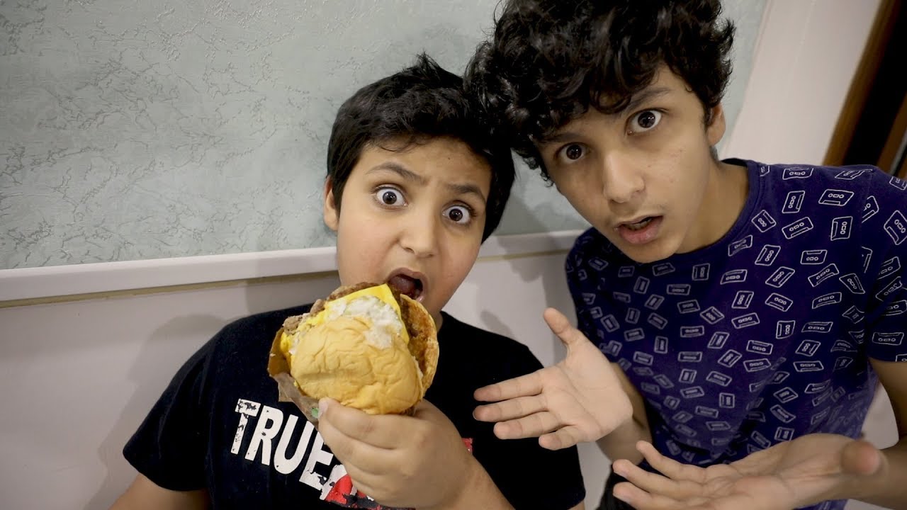 ياكل كثير وجاه مغص !!!