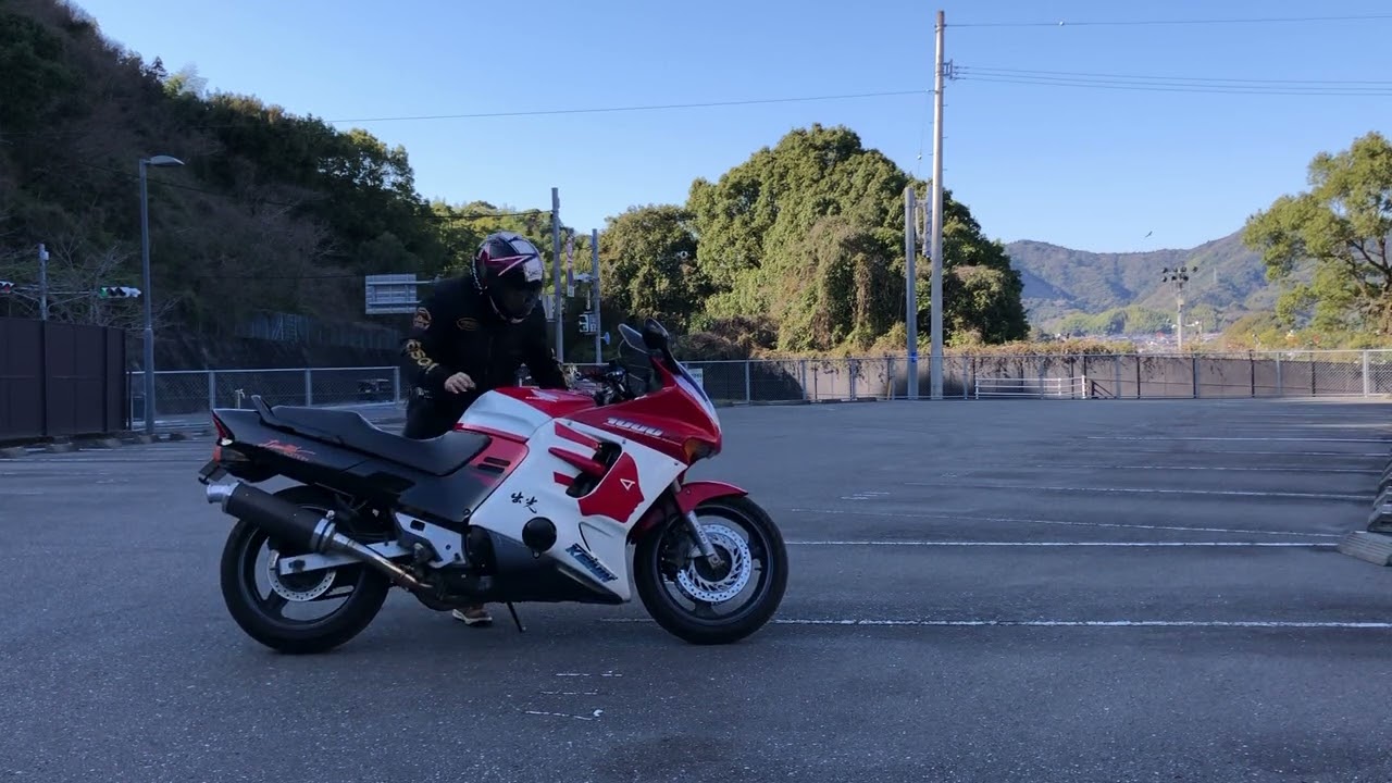 ＣＢＲ1000Ｆ　「中上仕様」動画①