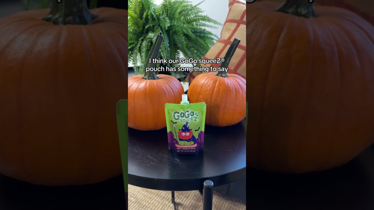 GoGo squeeZ&reg; Apple Pumpkin Spice is here for a limited time only. Who would you share this with? 👀🧡