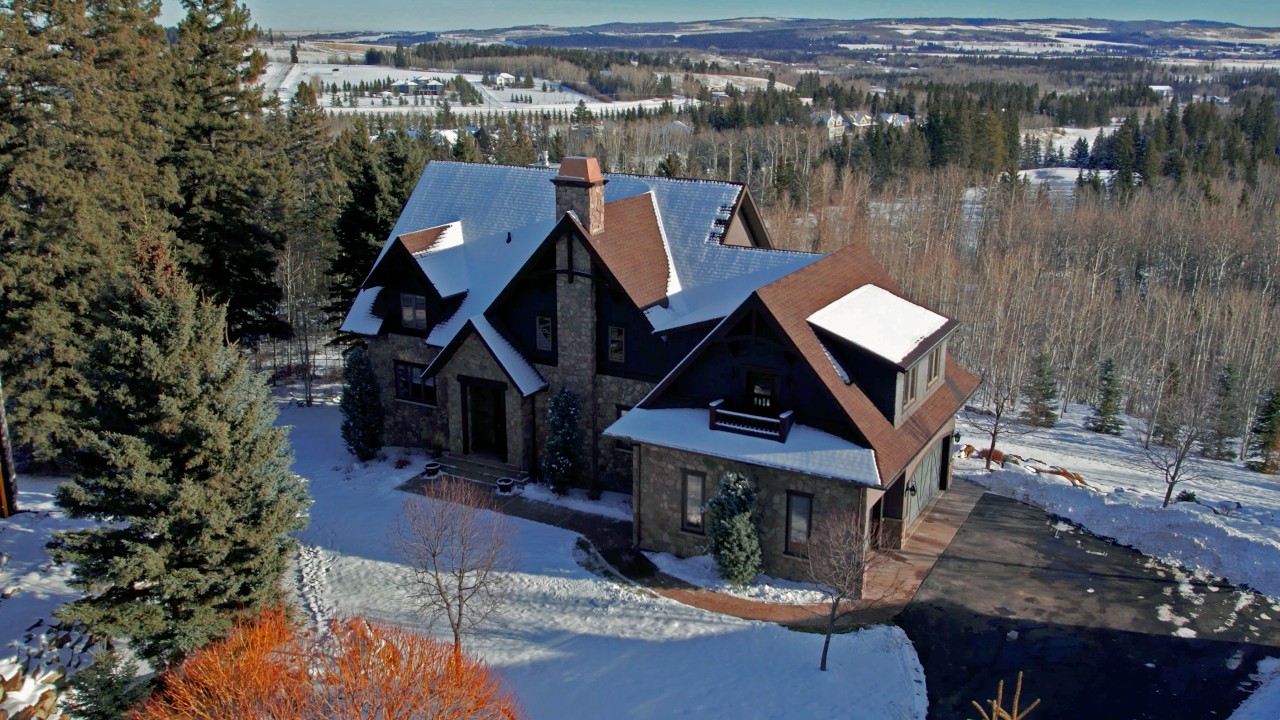 Priddis Luxury Living: Hawks Landing Executive Estate Tour