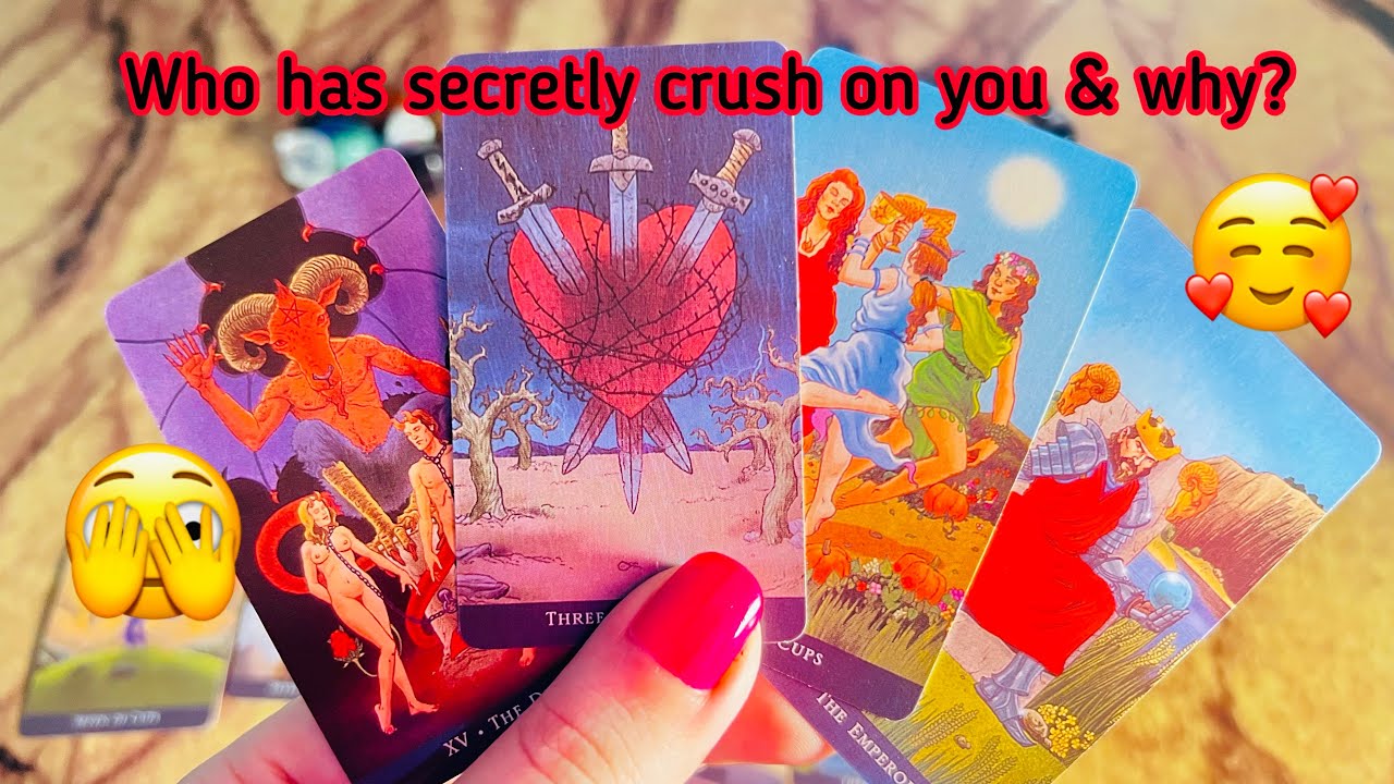 Who has secretly crush on you & why?🫣🥰 Hindi tarot card reading | Astrology | Love tarot card