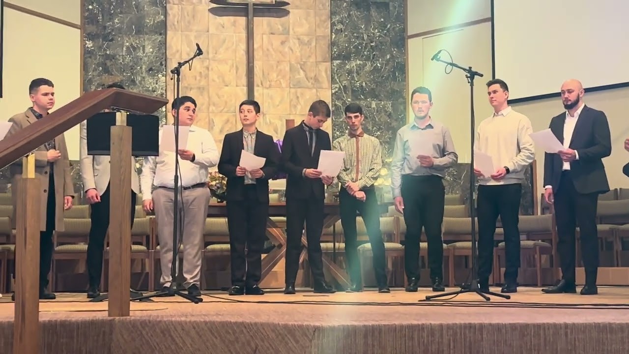 «Тихий вечер, закат нежно-розовый»