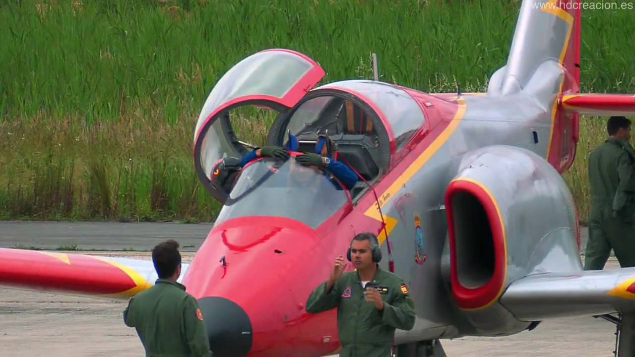 Patrulla Águila en Santander (en HD)