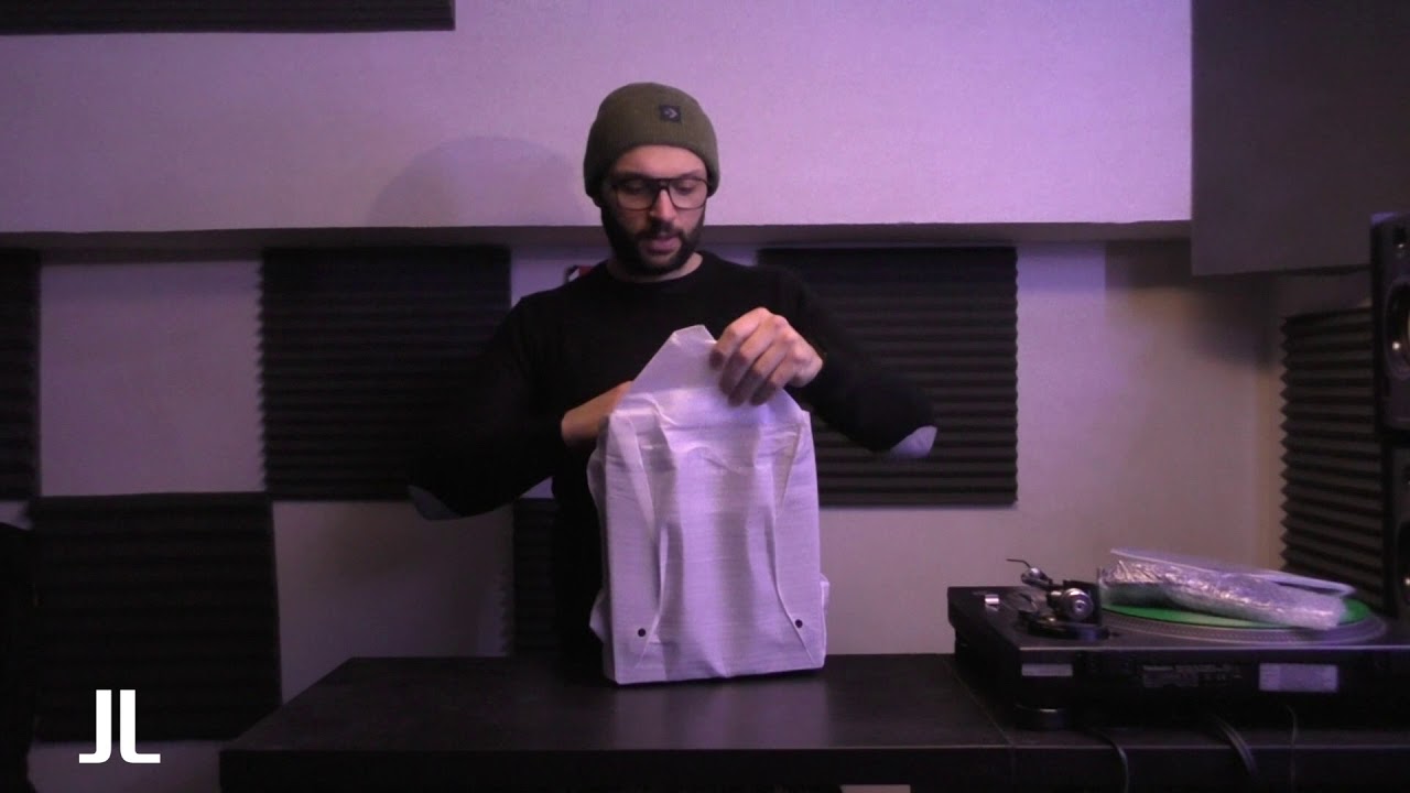Numark Scratch: Unboxing e prime impressioni ITA