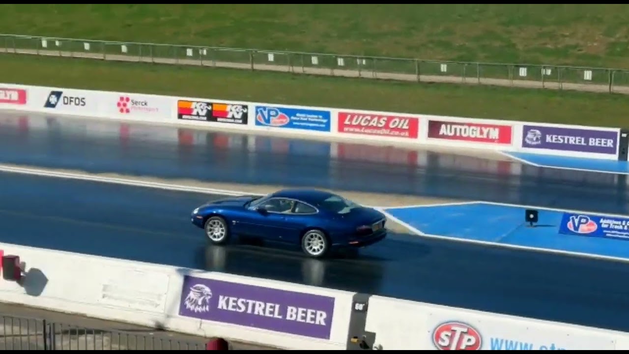 Jaguar XKR x100 @RunWhatYaBrung #santapod