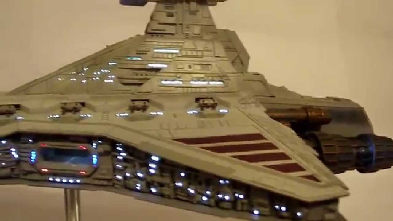 Star Wars Venator Class Republic Star Destroyer - Revell