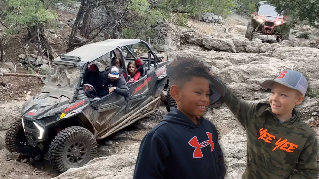 Rock Crawling in the Razor!